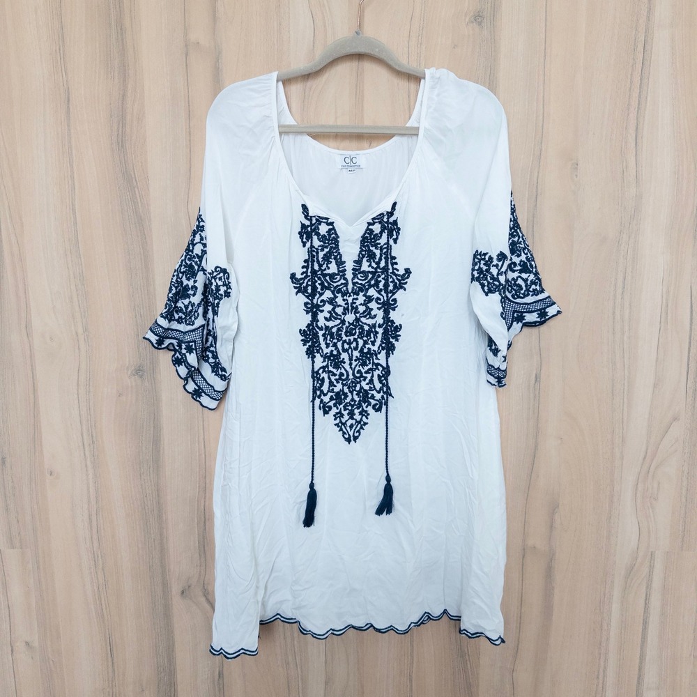 Womens Embroidered Mini‎ Dress Tunic Top M White Blue Peasant Boho Coastal Beach